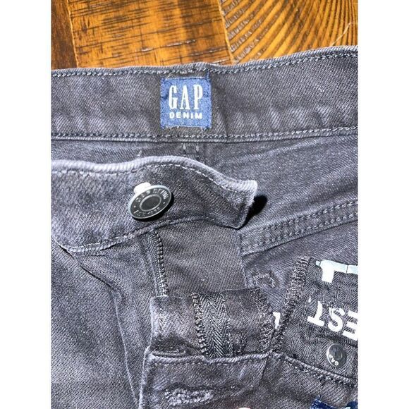 Gap denim shorts   - Picture 3 of 4